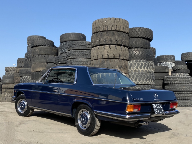Mercedes 250 CE anno 1972