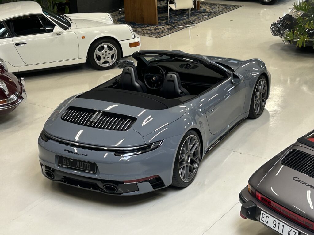 Porsche 992 911 3.0 carrera 4S