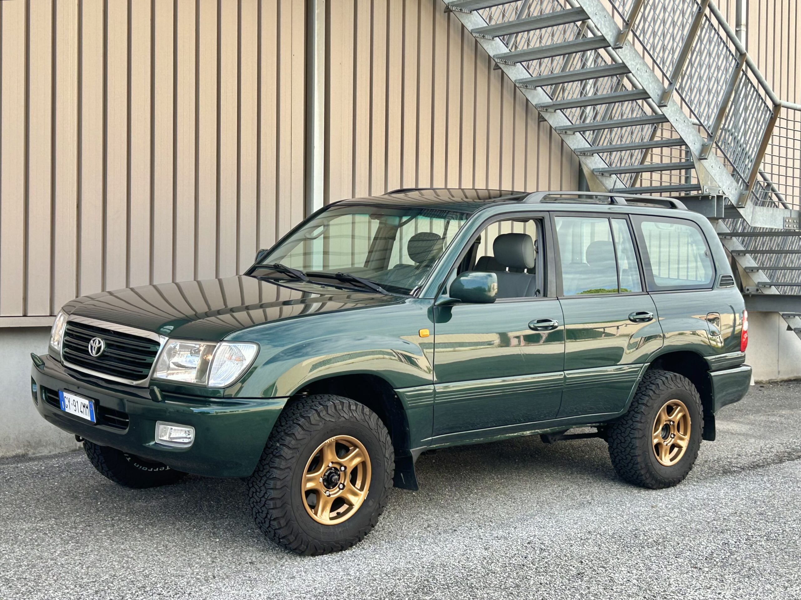 Toyota Land Cruiser 100 4.7 V8 Benzina